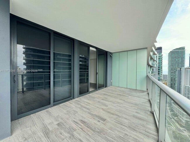 Building Photo - 1010 Brickell Ave