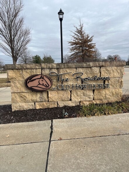 Building Photo - The Residences at Old Hawthorne