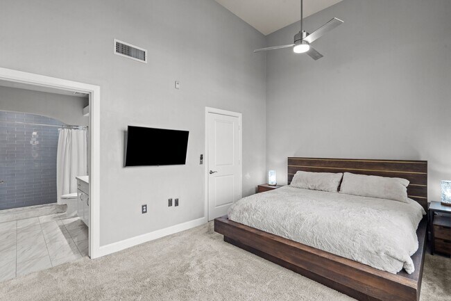 Building Photo - 1900 Genesee St