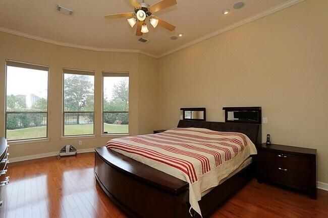 Building Photo - 5 Bed Single-Family Home for Rent in Grand Lakes, Katy 77494 with Lake Views & Pool