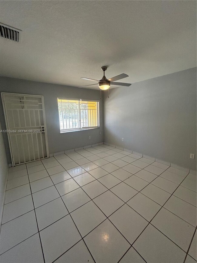 Building Photo - 2421 NW 99th Terrace