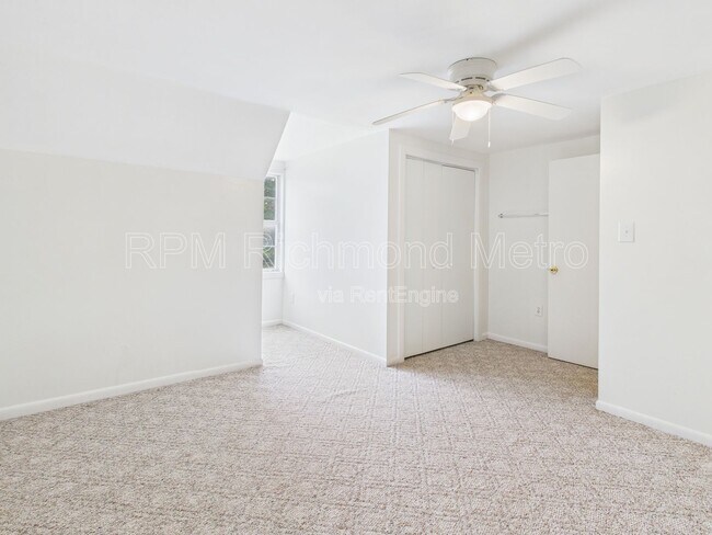 Building Photo - 106 Marbleridge Rd