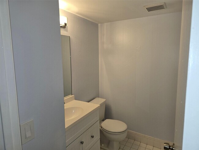 Building Photo - 300 SW 134th Way