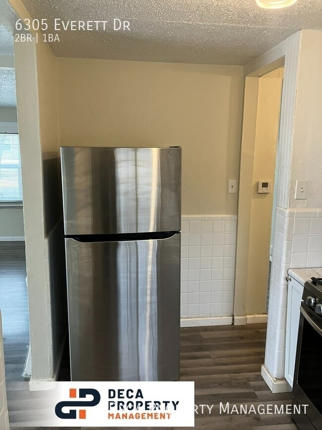 Building Photo - 6305 Everett Dr