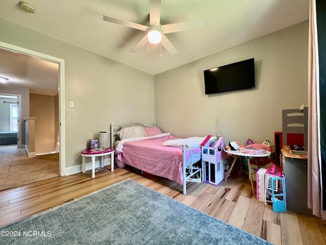 Building Photo - 3112 Catarina Ln