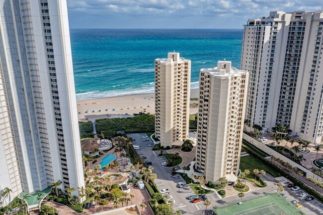 Building Photo - 2800 N Ocean Dr