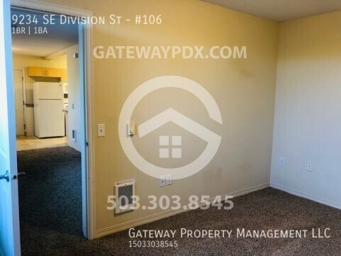 Building Photo - 9234 SE Division St