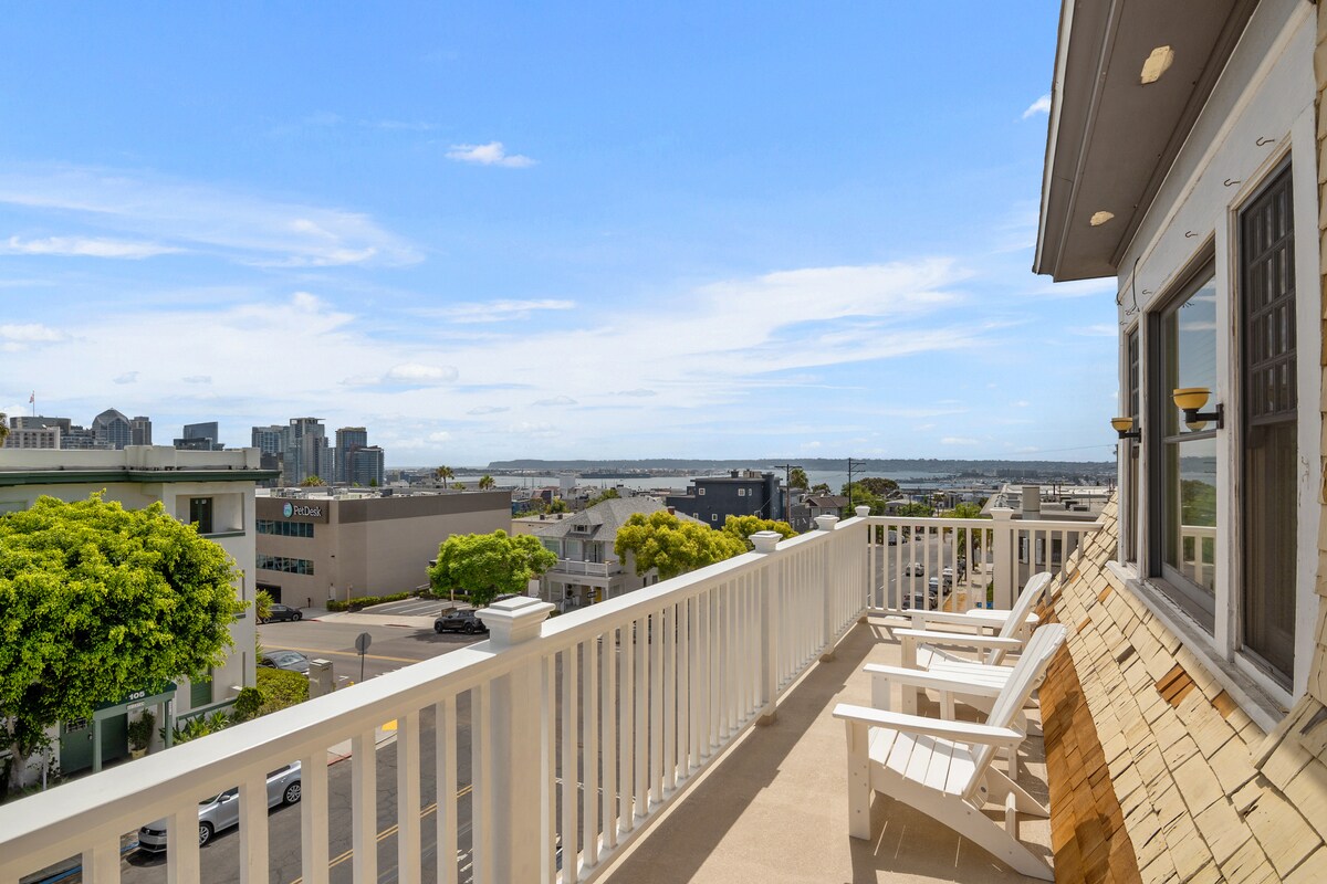 Building Photo - 2121 1st Ave