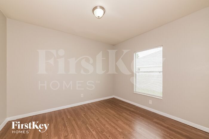 Building Photo - 2621 Atwater Dr
