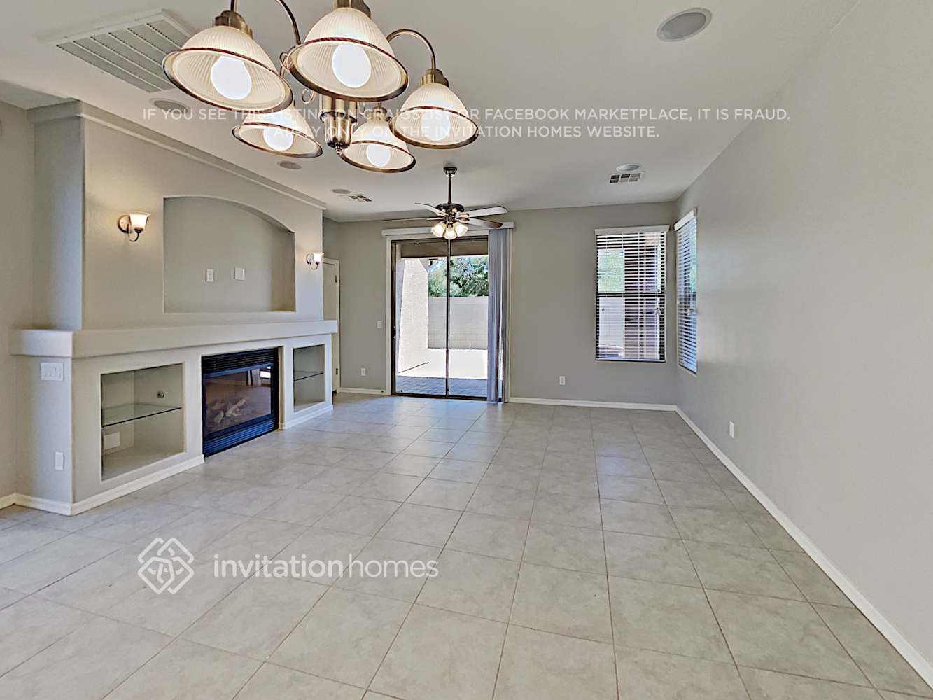 Building Photo - 14511 W Port Royale Ln