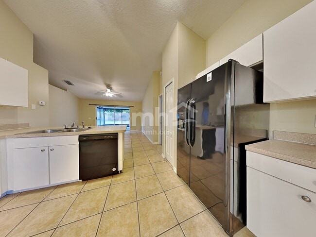 Building Photo - 518 Napa Valley Cir