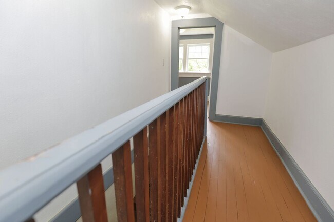 Building Photo - Spacious 4-Bedroom Home with Modern Upgrad...