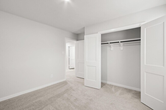 Building Photo - 227 Brazen Forest Trl