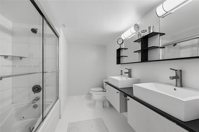 Building Photo - 300 Euclid Ave