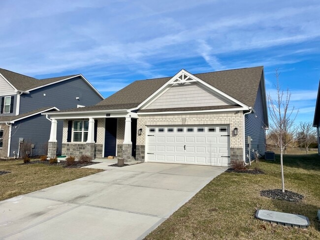 Building Photo - 3 Bed 2 Bath Available Now In Mccordsville!