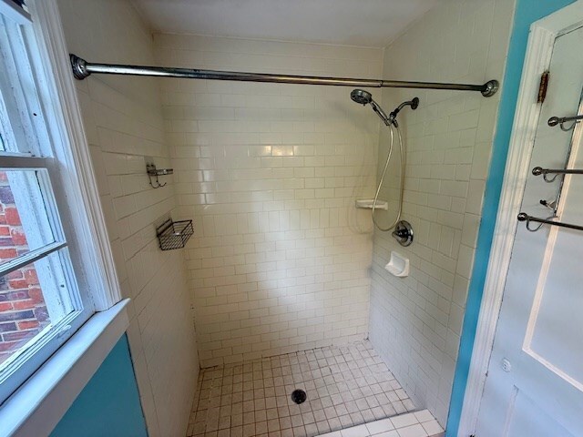 Building Photo - 1523 E Pinetree Blvd