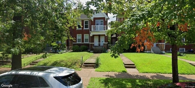 Building Photo - 4426B Holly Ave