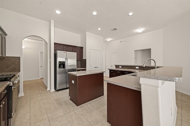 Building Photo - 9202 Sorrell Hollow Ln