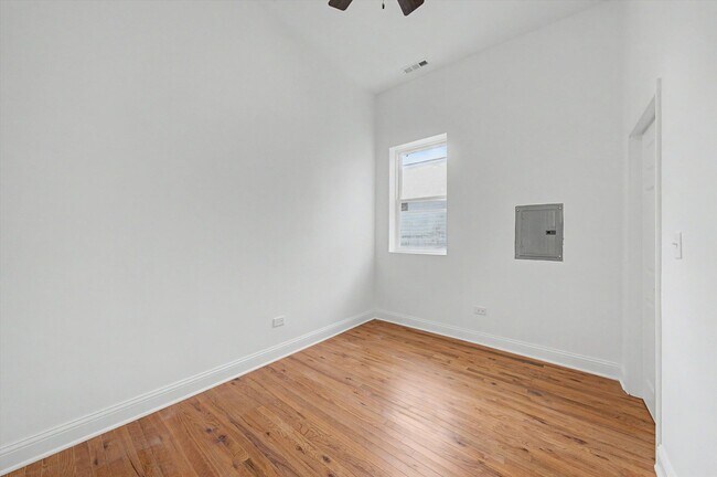 Building Photo - 7600 S Marquette Ave