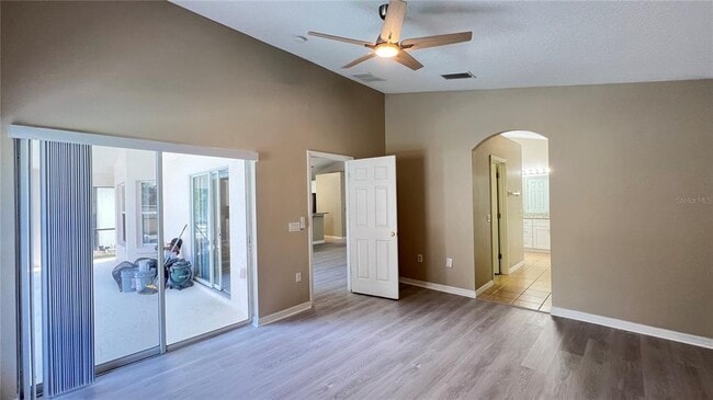 Building Photo - 4599 Cumbrian Lakes Dr