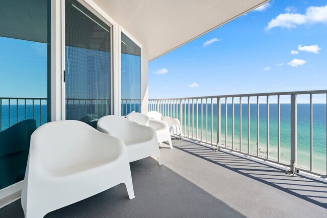 Building Photo - 8743 Thomas Dr