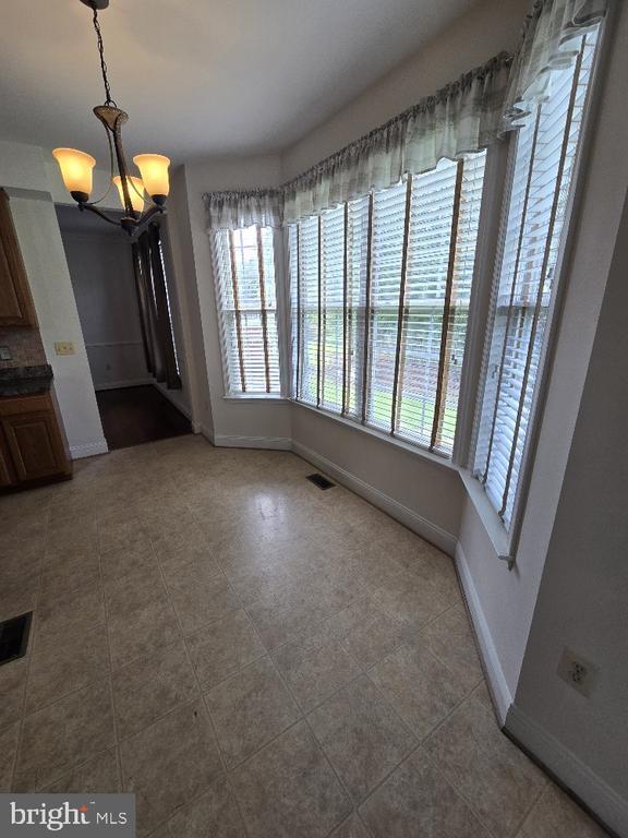 Building Photo - 10491 Carberry Ct