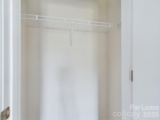 Building Photo - 8021 Murray Br Dr