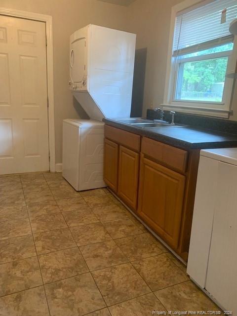 Building Photo - 211 Lynn Ave