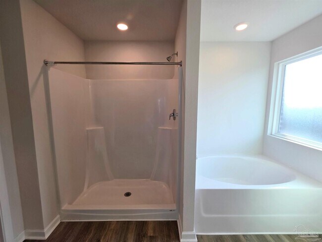 Building Photo - 5581 Silverbell Dr