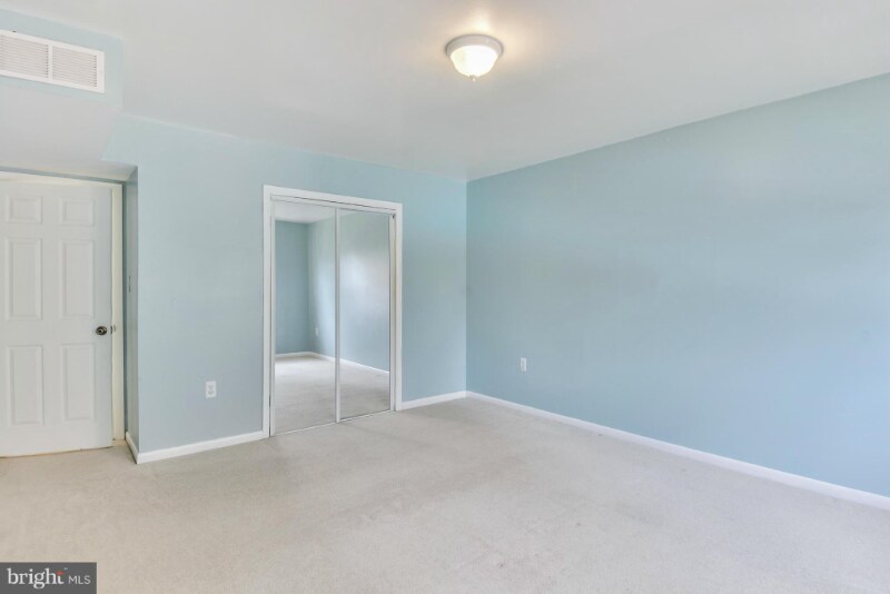 Building Photo - 9485 Fairfax Blvd