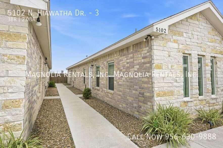 Building Photo - 5102 N Hiawatha Dr