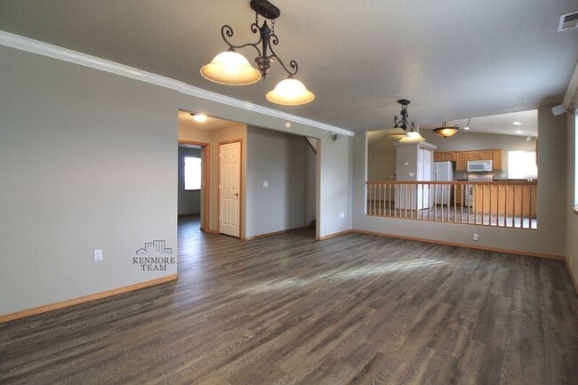 Building Photo - 5508 Bakerloo Ln