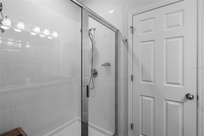 Building Photo - 15691 Willow Arbor Cir