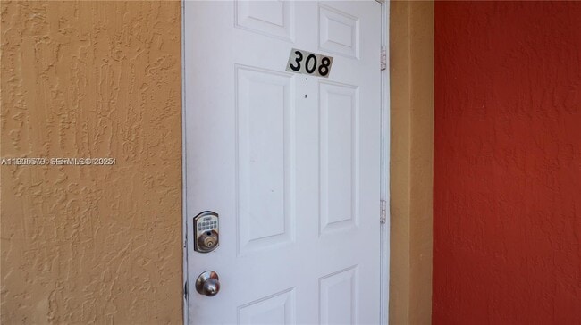 Building Photo - 15330 SW 134th Pl