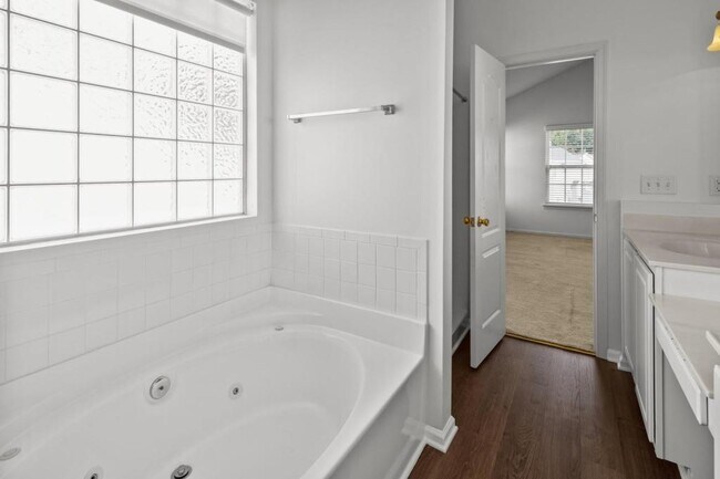 Building Photo - 3506 Kelso Ct
