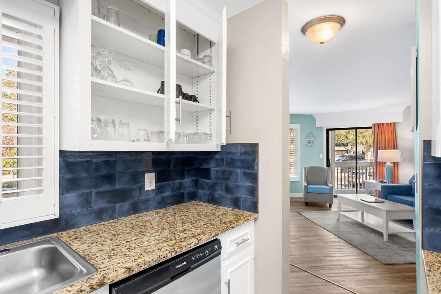 Building Photo - 2805B N Ocean Blvd