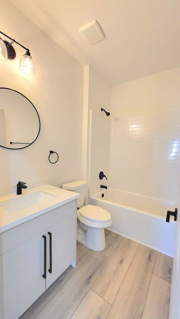 Building Photo - 1271 S Dandelion St