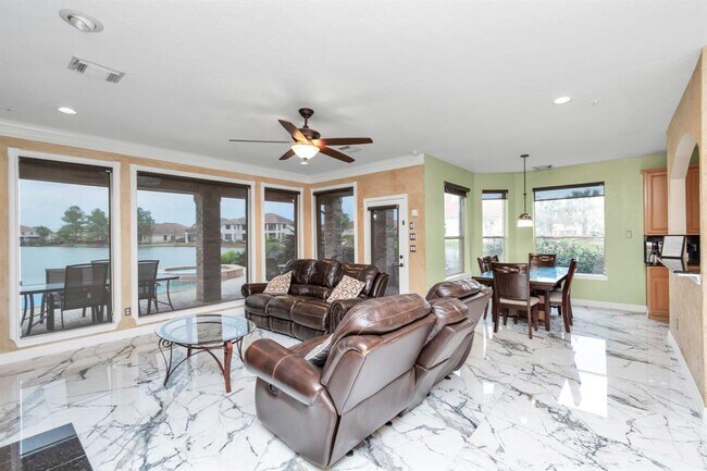 Building Photo - 12002 Newport Shore Dr