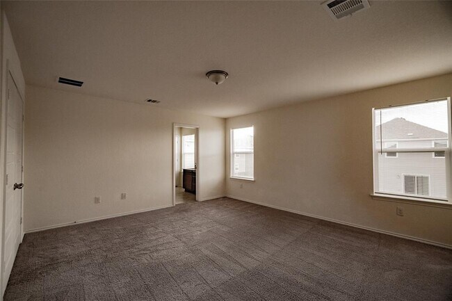 Building Photo - 6412 Carriage Pines Dr