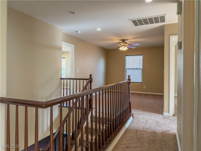 Building Photo - 3384 Jasmine Vine Ct