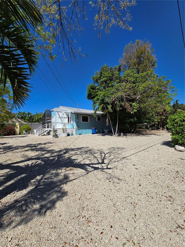 Building Photo - 101 Gumbo Limbo Rd