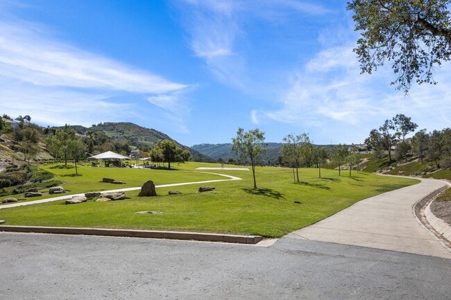 Building Photo - Beautiful Home in Aliso Viejo!