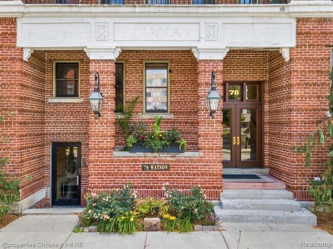 Building Photo - 78 Watson St