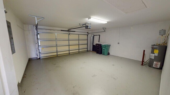 Building Photo - 4232 SW Winslow St