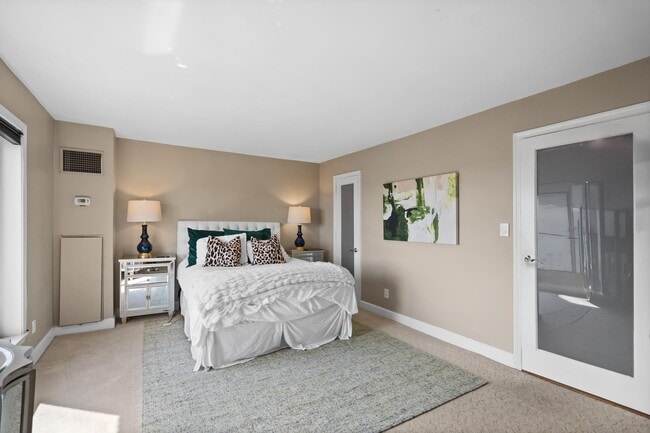 Building Photo - 1080 Wisconsin Ave NW