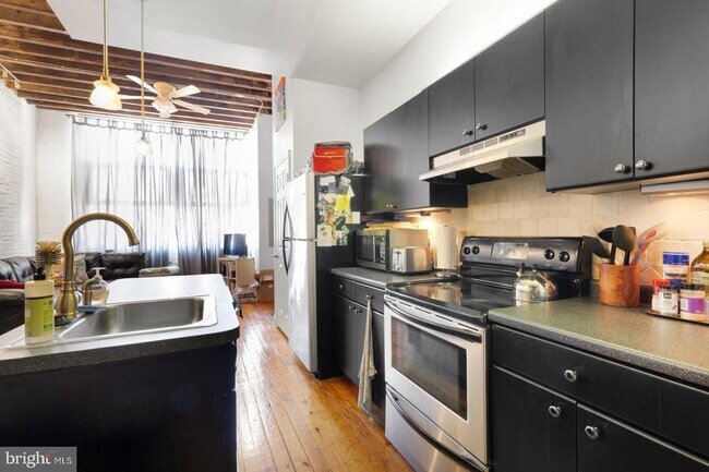 Building Photo - 141-45 N 2nd St