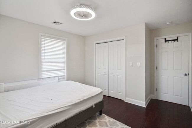 Building Photo - 108 Morris Ave