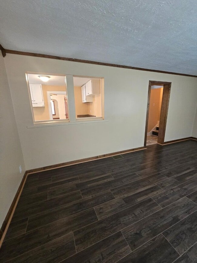 Building Photo - Four Bedroom Home Located on the Westside ...