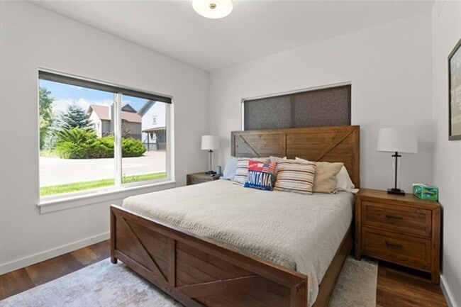 Building Photo - 258 Blackberry Loop