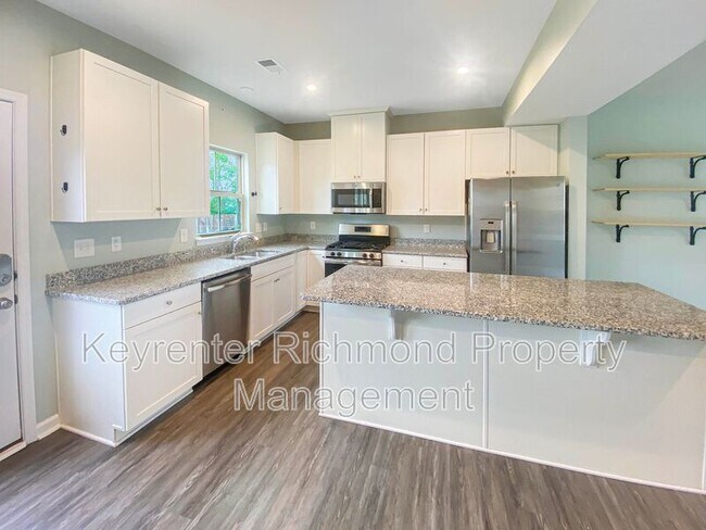 Building Photo - 16512 Thornapple Aly